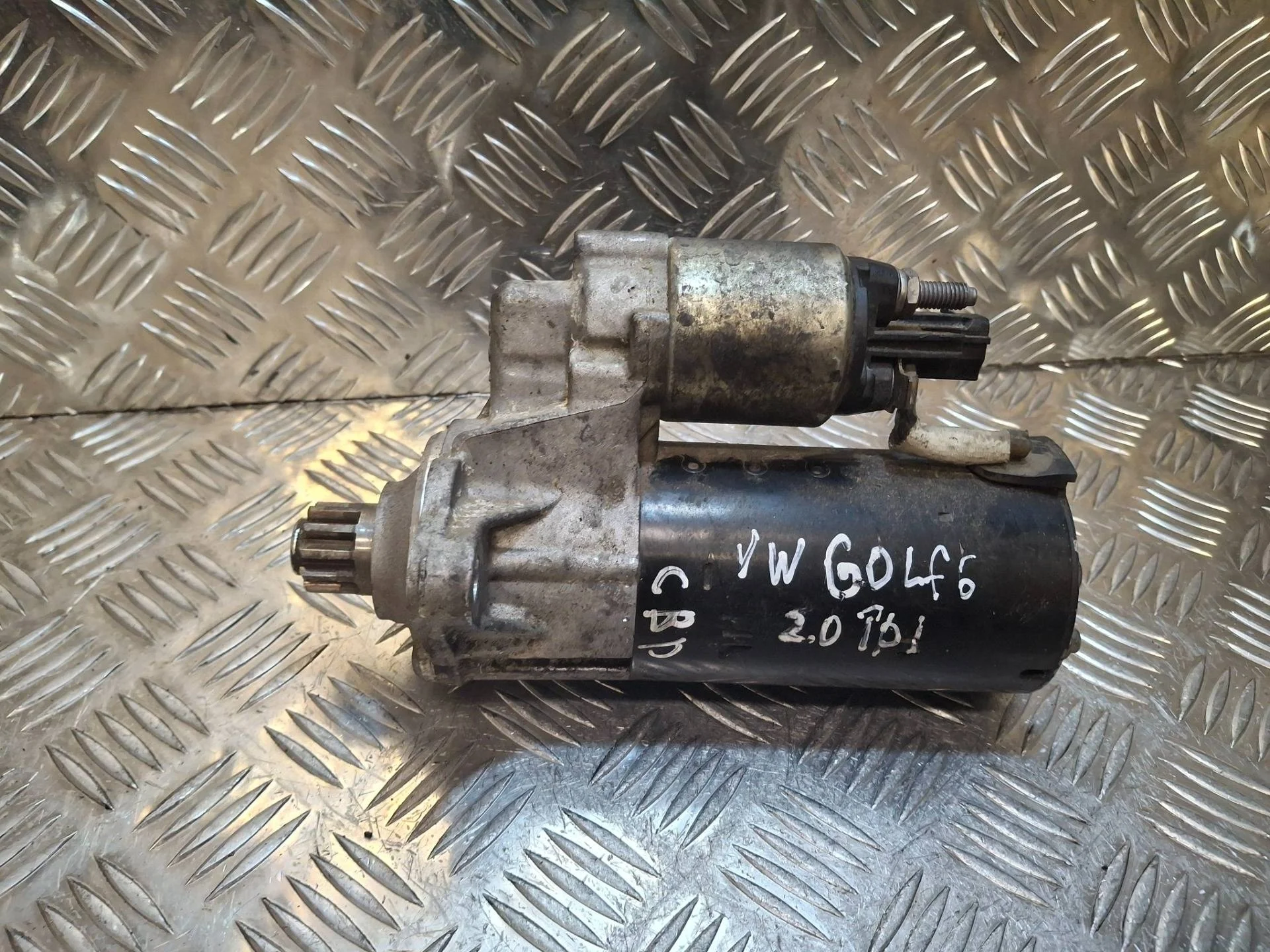 стартер Volkswagen Golf 6