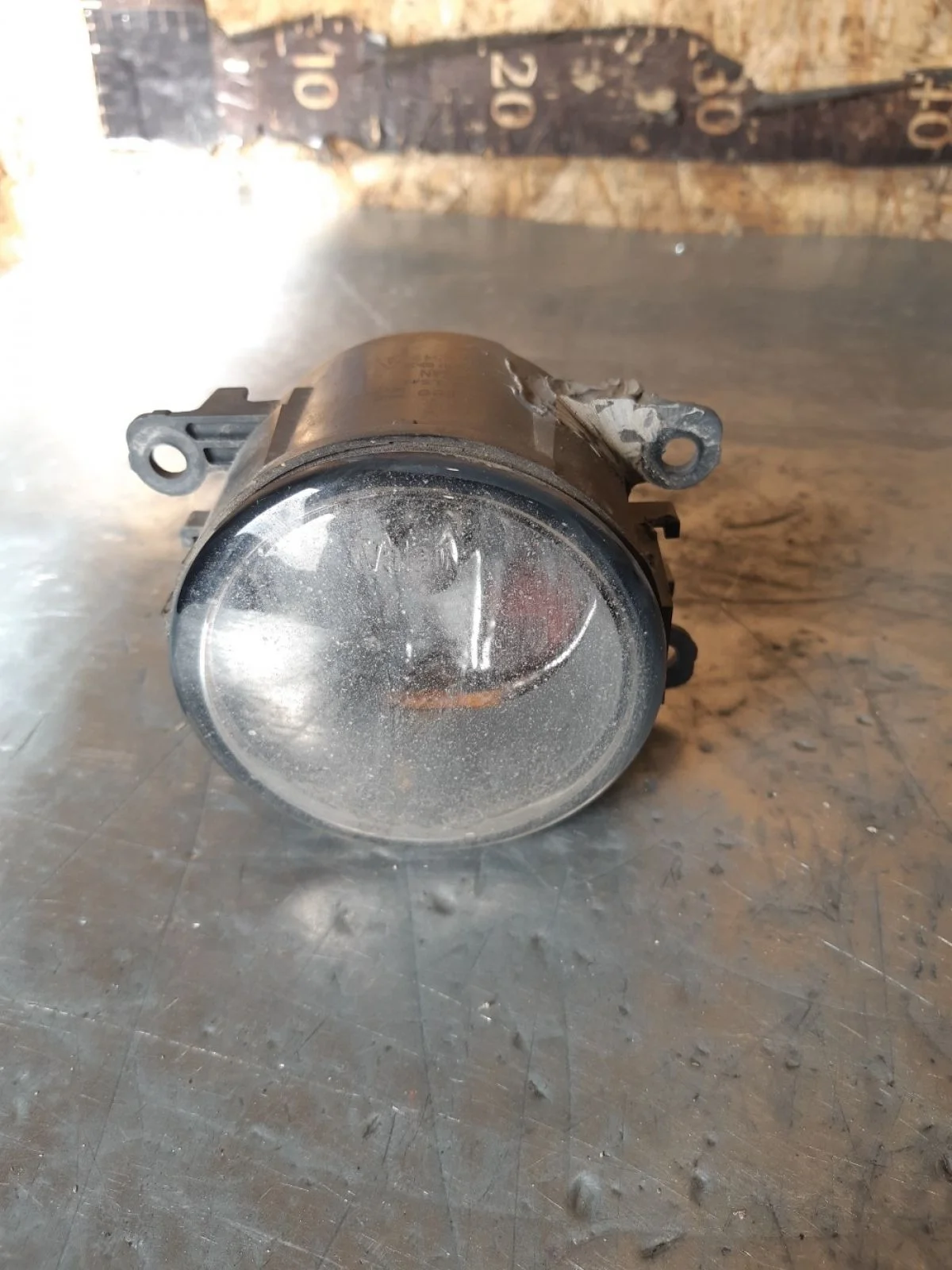 Фара противотуманная Nissan Navara D40 (2004—2010) 2008 серебристый