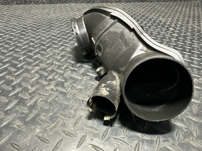 Воздуховод Bmw X5 2012 13717807493 E70 N57D30, передний