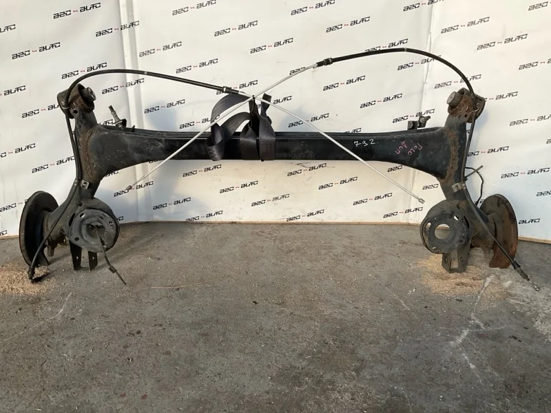 Балка подвески Volkswagen Polo 2012 6R0500051B 5 1.2, задняя