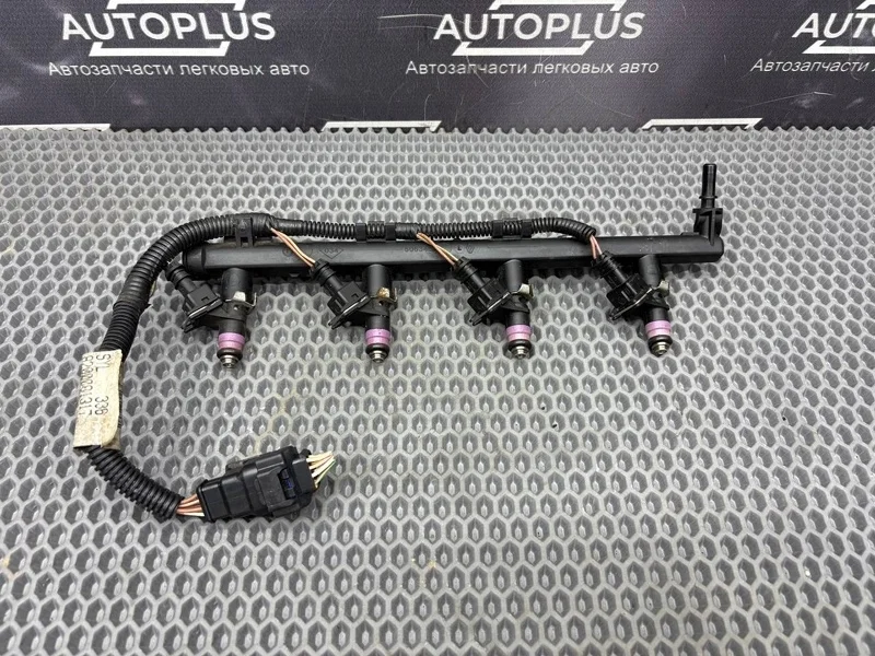 Топливная рампа Renault Megane 2007 8200135504 СЕДАН K4M812