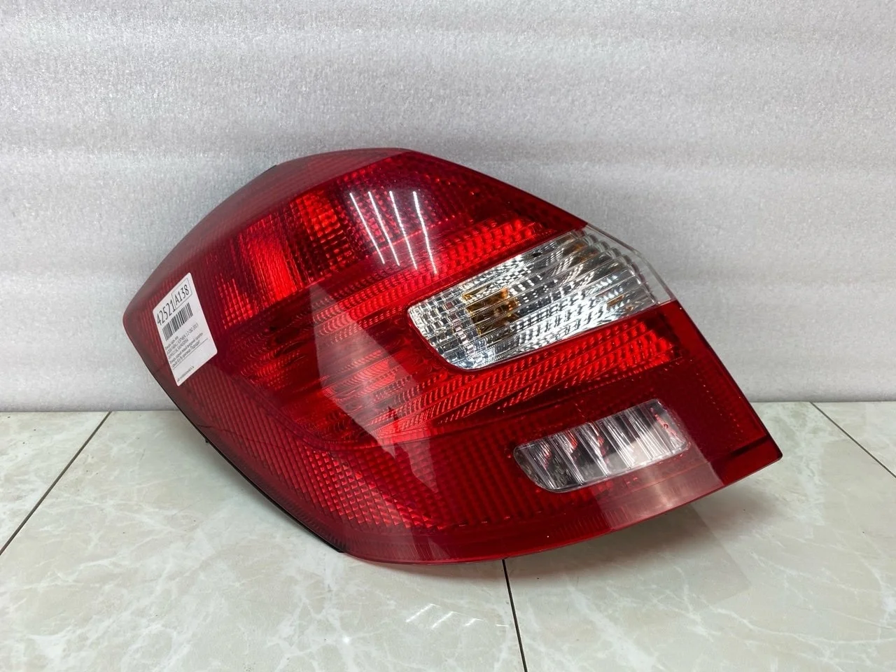Фонарь Skoda Fabia 2 2013 5J6945111A ХЭТЧБЕК 1.2 CBZ, задний левый