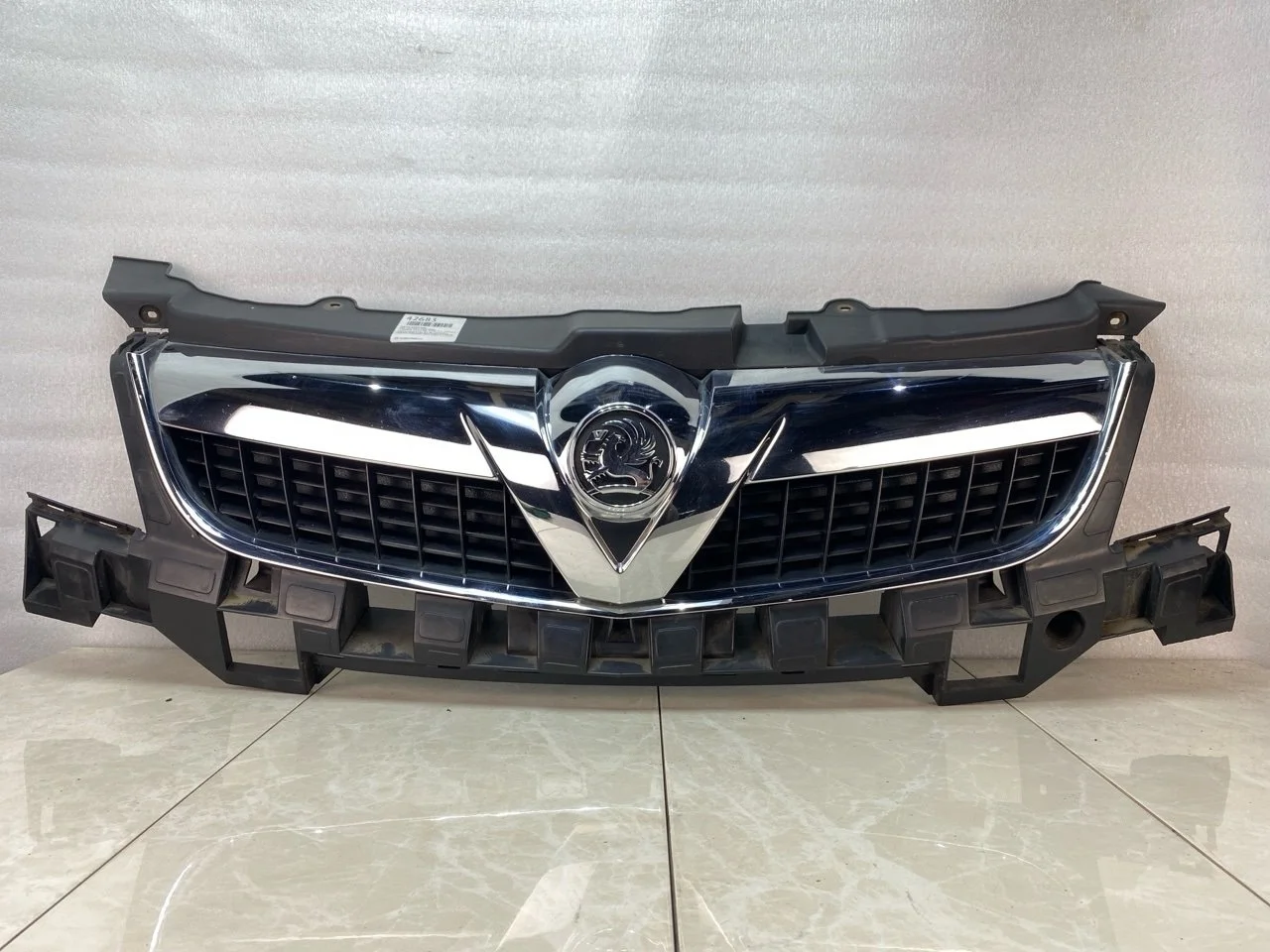Решетка радиатора Opel Vectra C 2005-2008 13260028