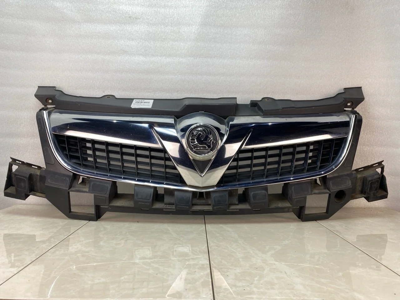 Решетка радиатора Opel Vectra C 2005-2008 13182876