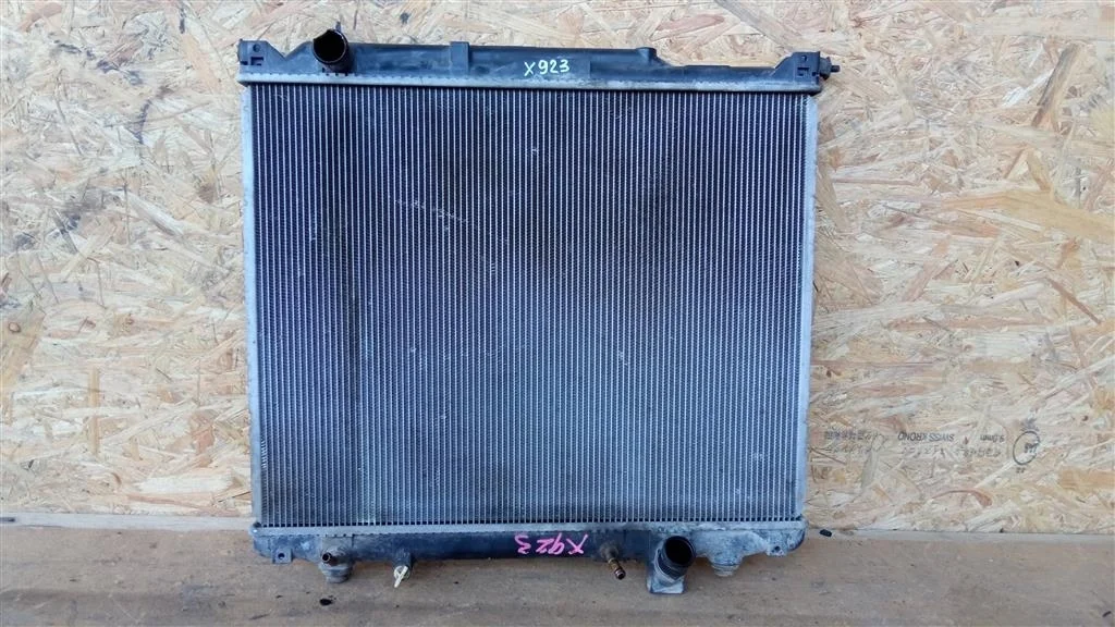 Б.у. радиатор охлаждения SUZUKI  XL7 JA627 SUZUKI XL7 JA627