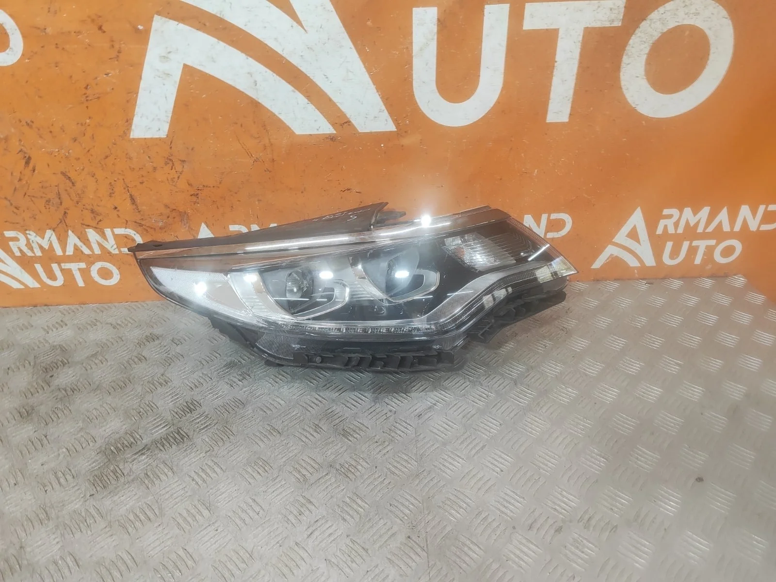 Фара Kia Optima 2015-2020 4 JF