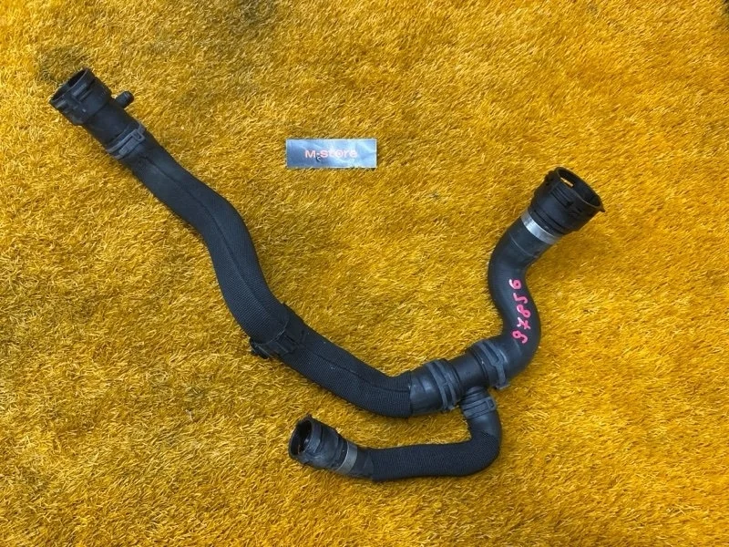 Патрубок радиатора нижний Audi A5 2012 8K0121049M 8T CDN