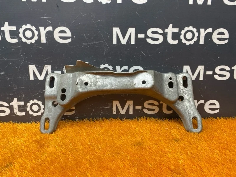 Кронштейн КПП Bmw 3-Series 2003 1096250 E46 M54B22 (226S1)