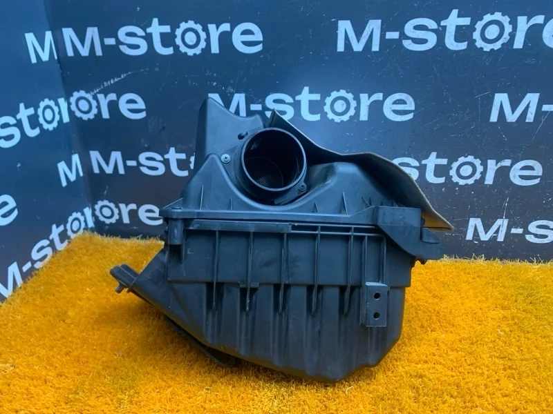 Корпус воздушного фильтра Audi A4 2005 03G133837 B7/8E BGB