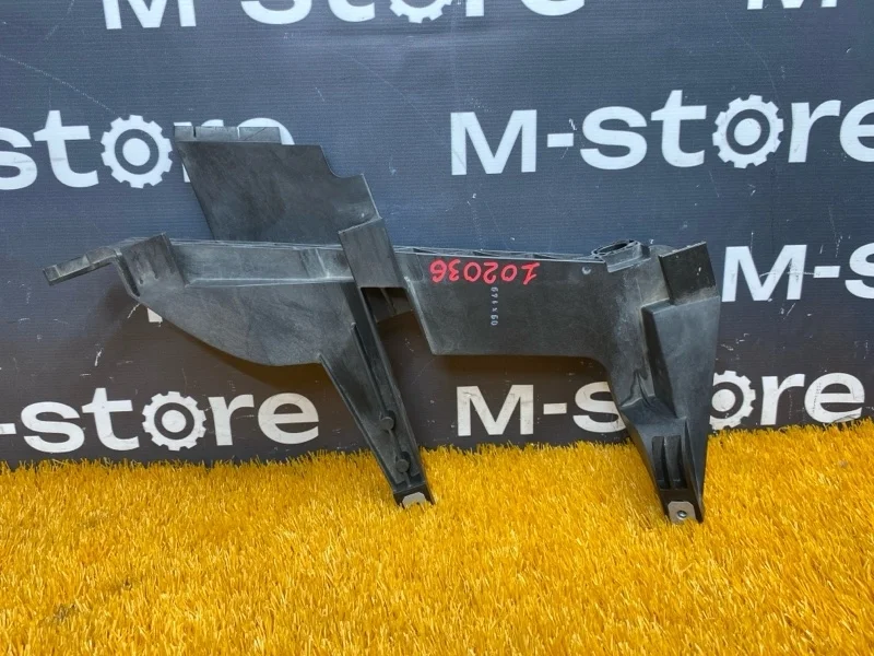 Кронштейн фары Bmw X3 2006 63126939200 E83 M54B30 (306S3), правый
