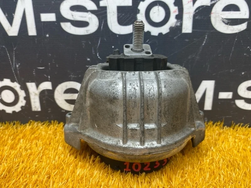 Подушка двигателя Bmw 3-Series 2005 22116768853 E90 N46B20B, правая