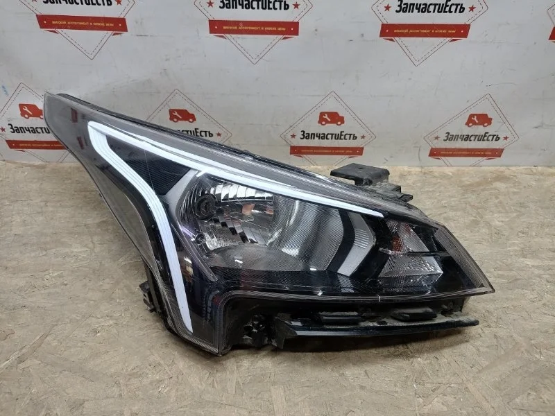 Фара правая Kia Rio 4 2020-нв 92102H0500