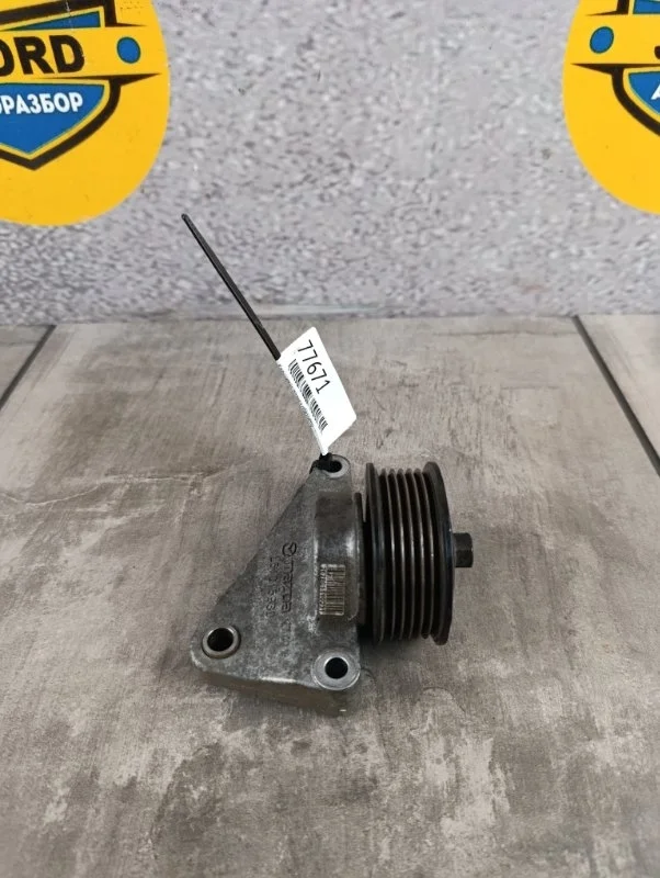 Кронштейн ролика обводного Mazda 3 2011 BL