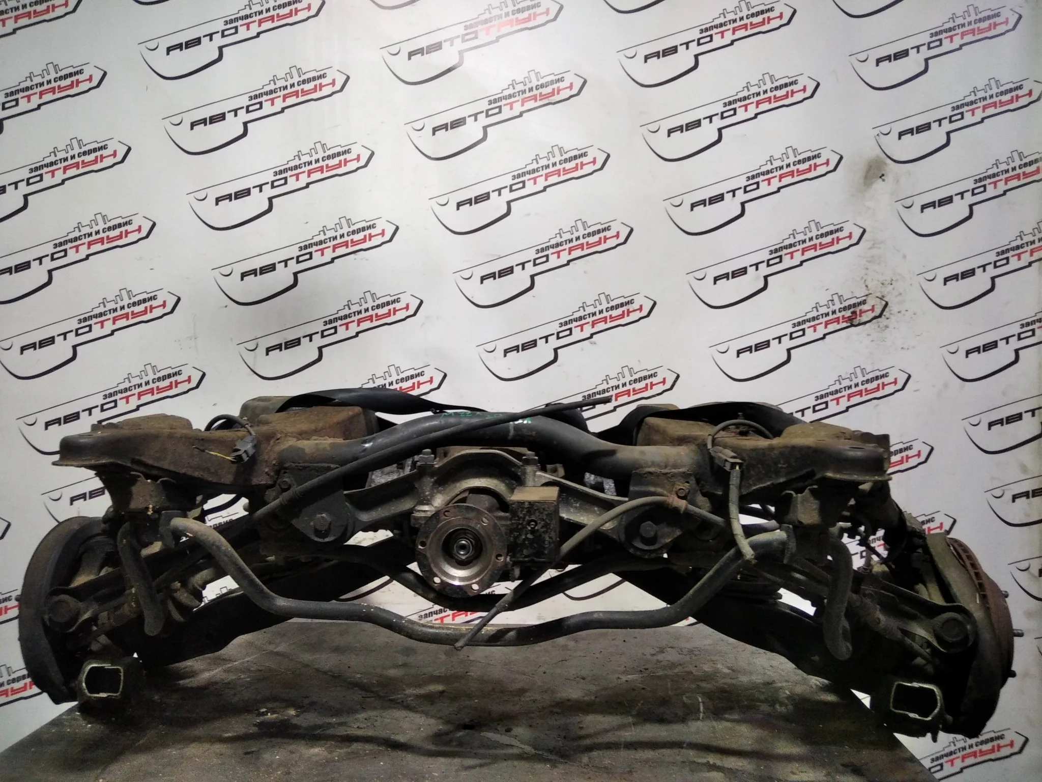 БАЛКА ПОДВЕСКИ ЗАДНЯЯ MITSUBISHI PAJERO V63W V65W V68W V73W V75W V77W V78W ЗАДНЯЯ В СБОРЕ 4WD ABS MR554290 KE487
