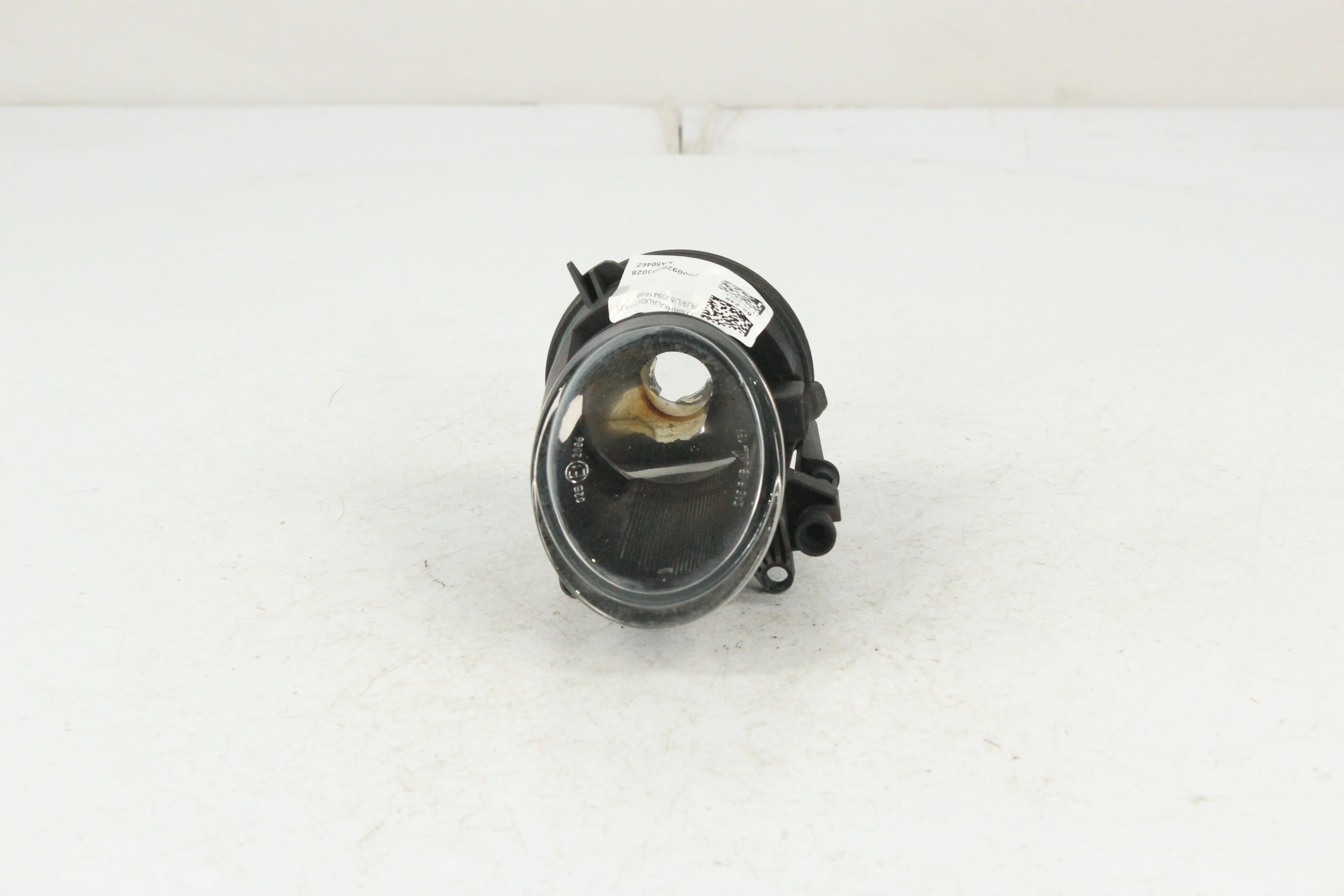 ТУМАНКА AUDI TT 8J3 8J9 ЛЕВАЯ 8J0941699 NA5046Z