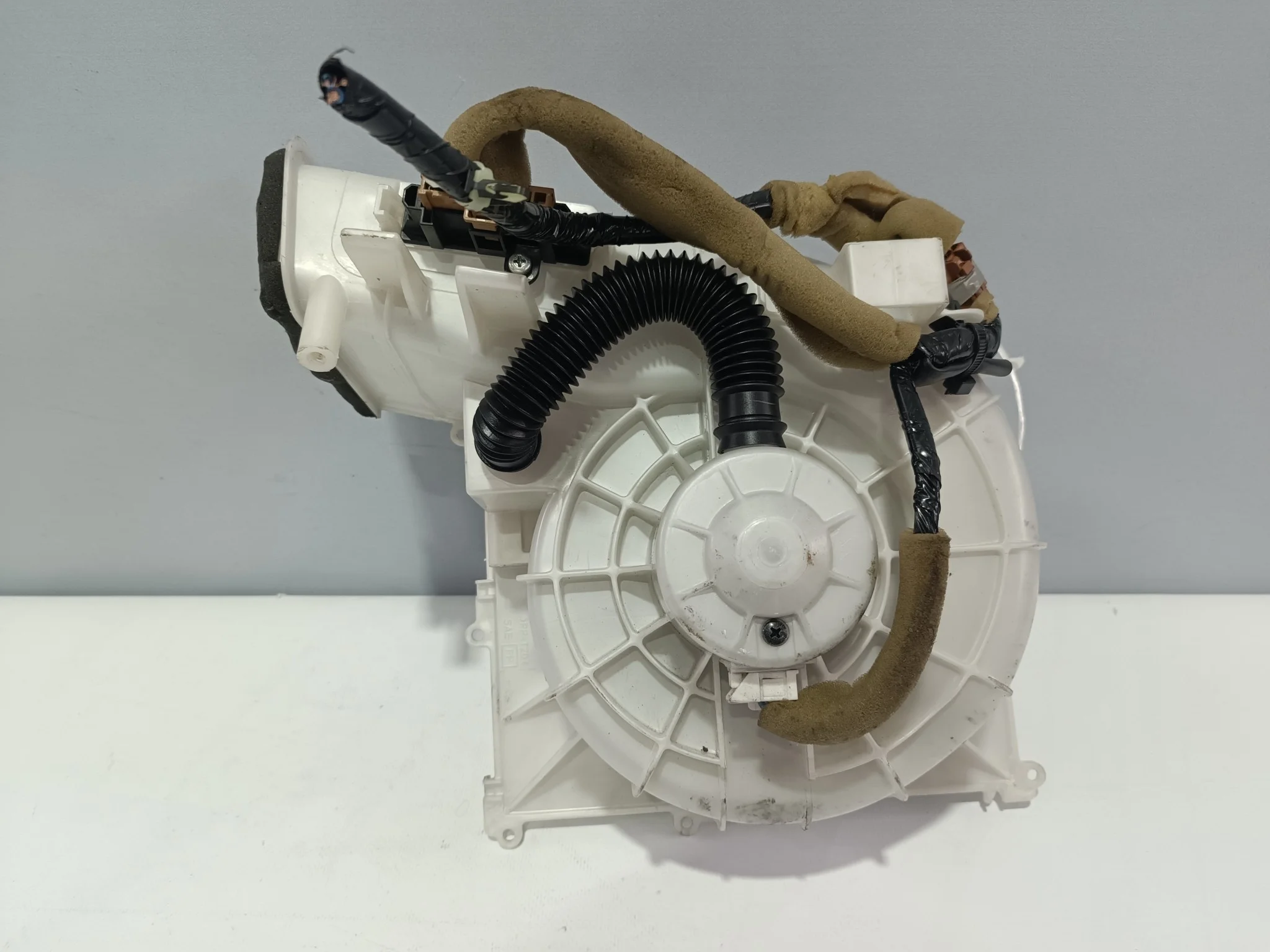 МОТОРЧИК ПЕЧКИ NISSAN X-TRAIL NT30 PNT30 T30 272258H300