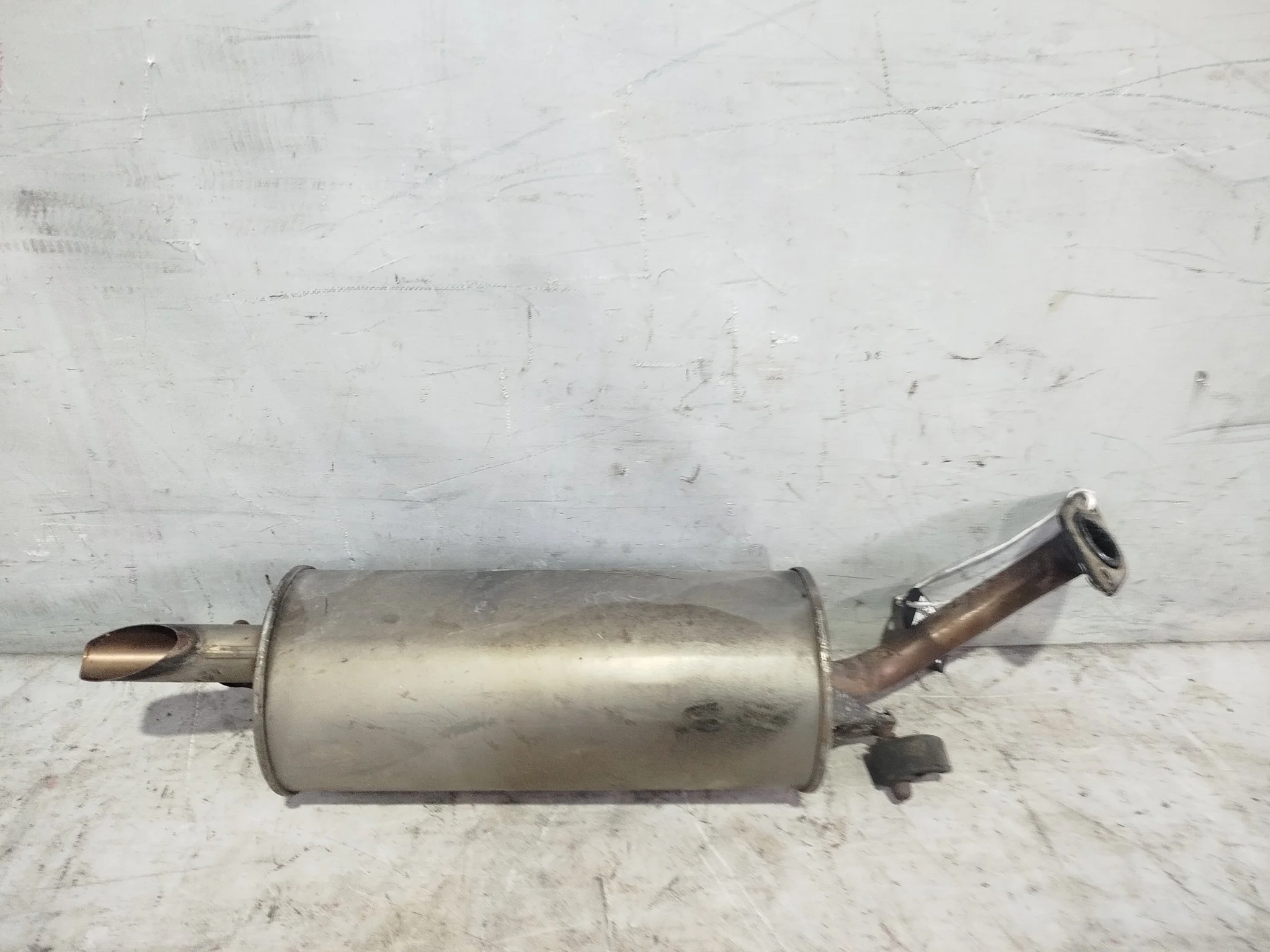 ГЛУШИТЕЛЬ TOYOTA VITZ YARIS SCP10 1SZ-FE БАНКА 2WD 1743023030 S3871