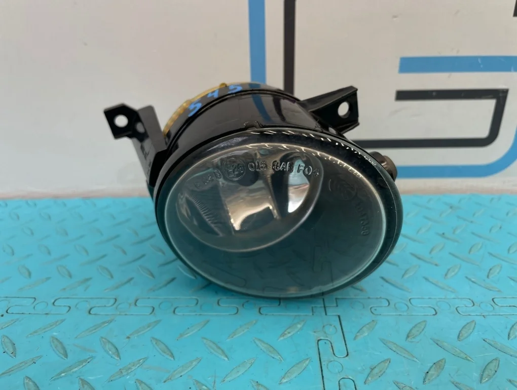 Фара противотуманная Volkswagen Tiguan 2010 1T0941700C 5N1 CCZC 2.0, правая