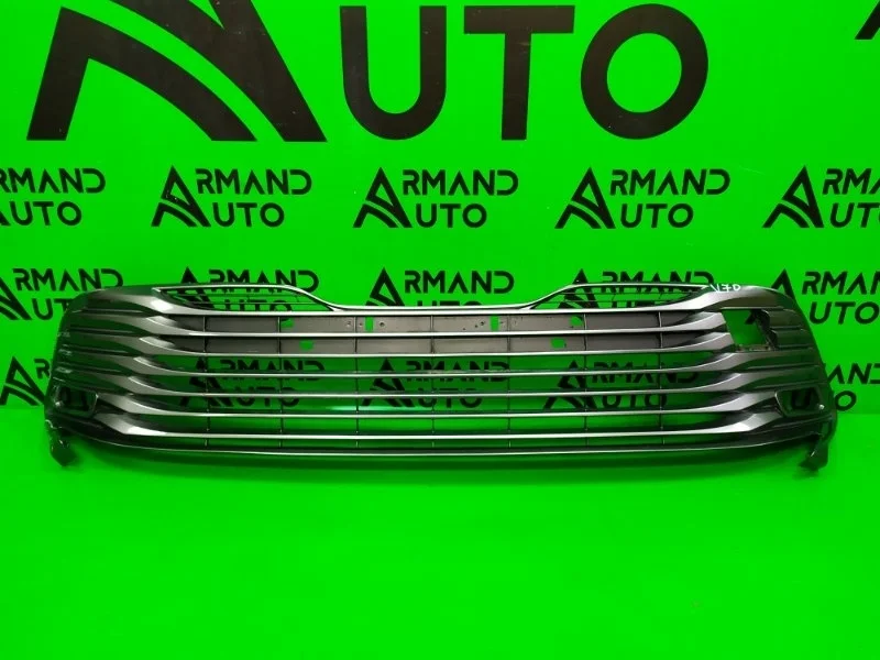 Решетка бампера TOYOTA CAMRY 2017-2021 8 XV70