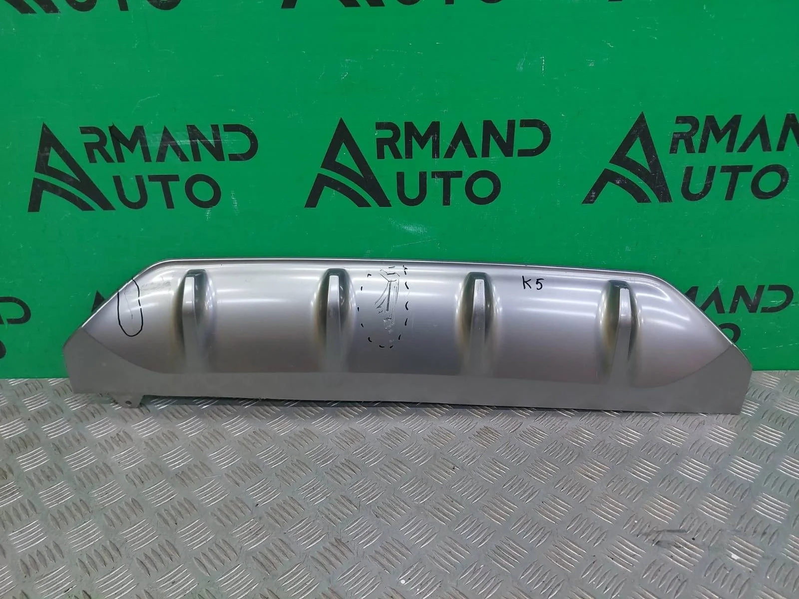 Накладка юбки бампера Kia K5 2020-нв 3