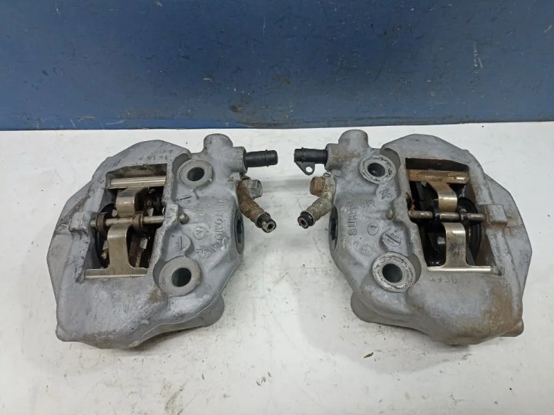 Суппорта тормозные Toyota Celsior 4773050160 UCF30 4.3 3UZ-FE, задняя