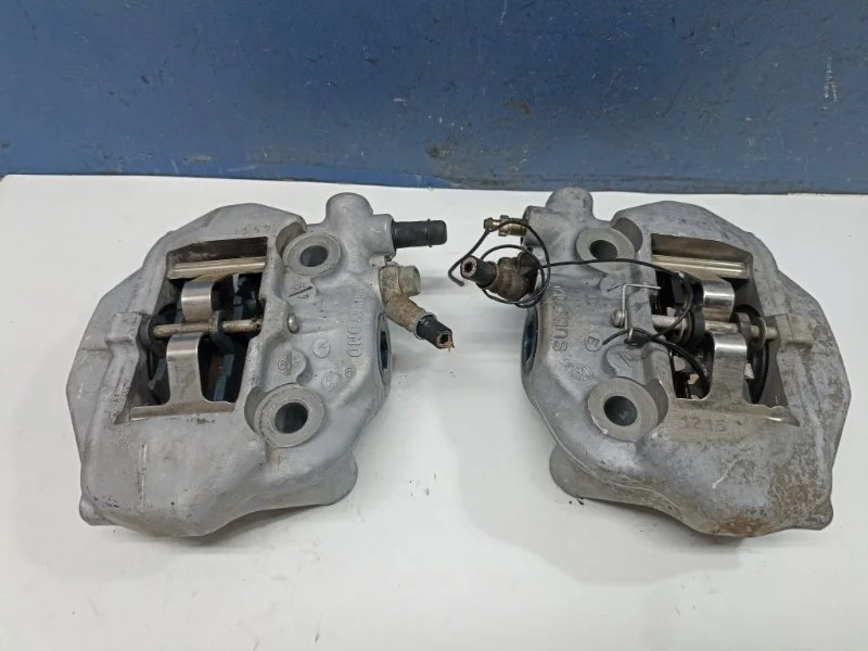 Суппорта тормозные Toyota Celsior 4773050160 UCF30 4.3 3UZ-FE, задняя