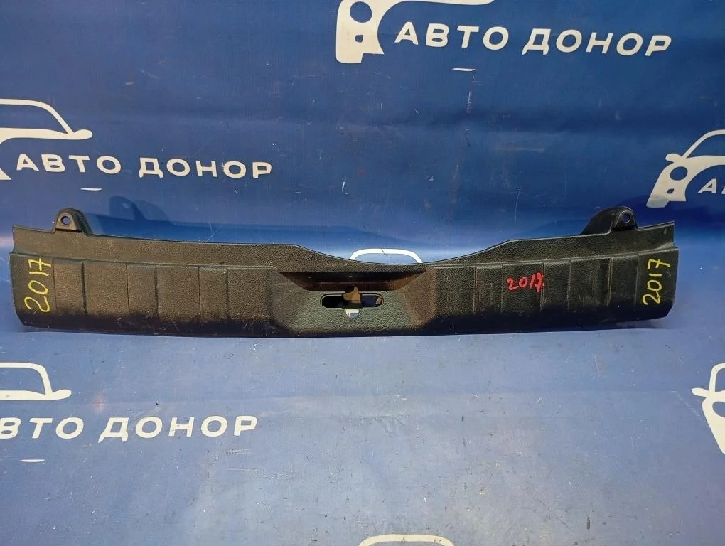панель багажника NISSAN XTRAIL TNT31 QR25DE