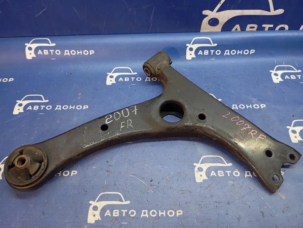 рычаг TOYOTA AVENSIS AZT250 1AZFSE