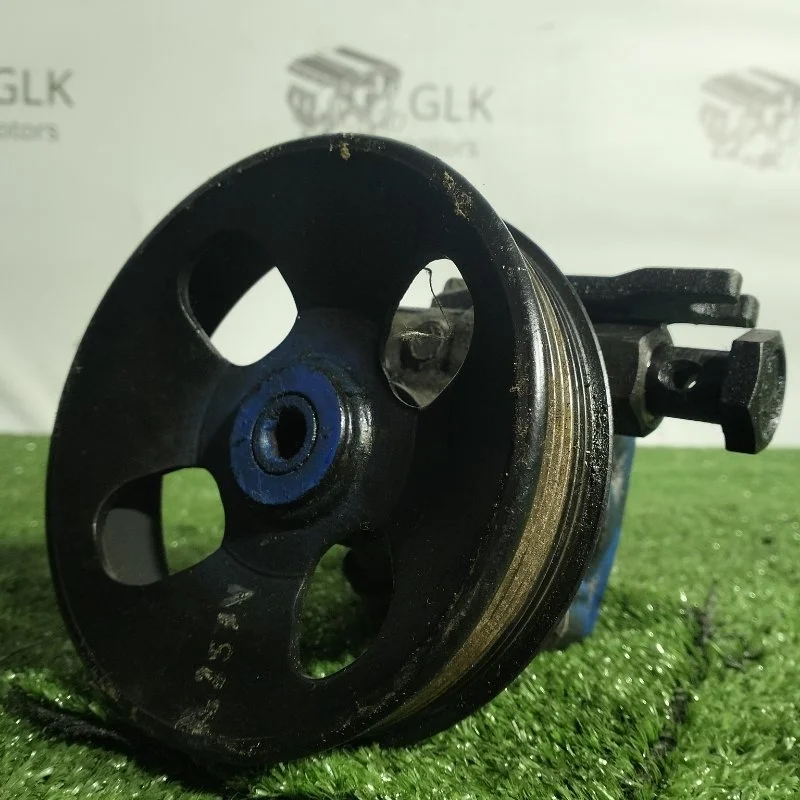 Насос гидроусилителя руля Hyundai Grand Starex 571004H000 D4CB