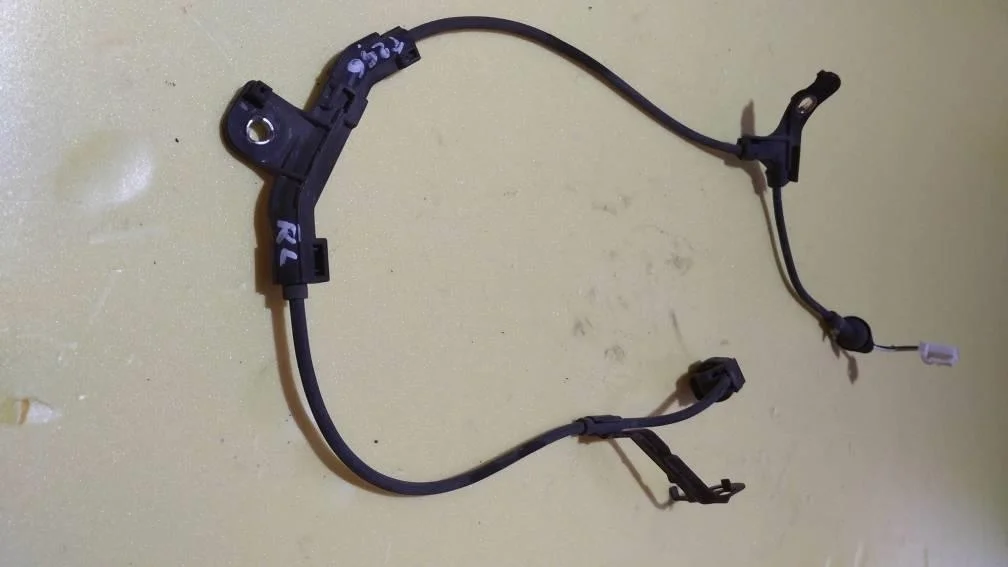 Б.у. провод абс TOYOTA AVENSIS AZT250 TOYOTA AVENSIS AZT250