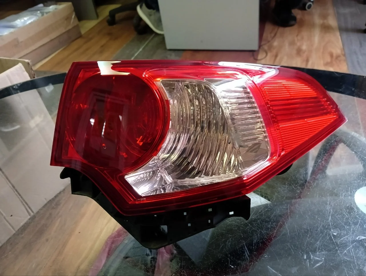 Фонарь Honda Accord 8 2011-2013 33500TL0G01, правый