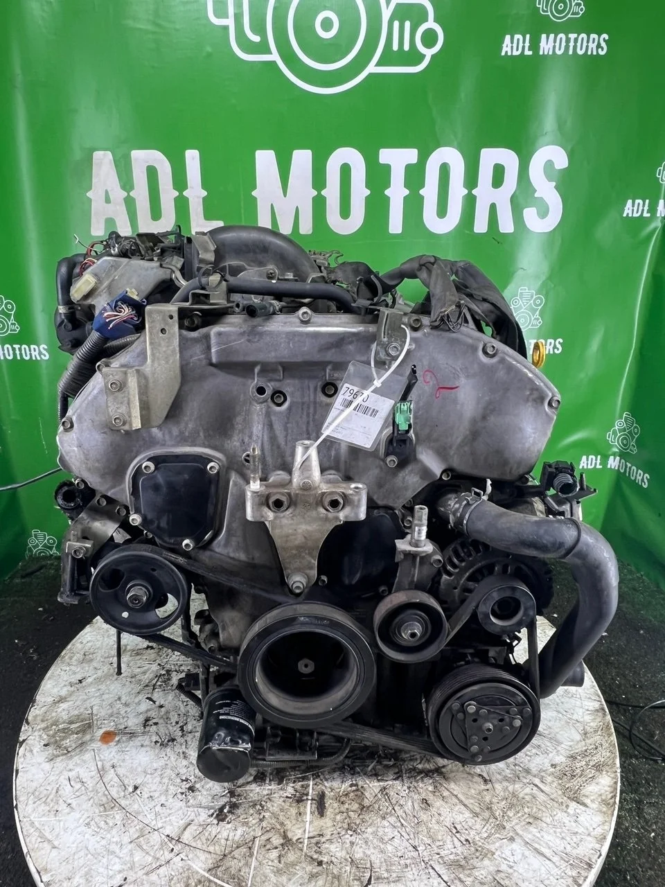 Двигатель Nissan Maxima 1999-2006 101023Y5A1 A33 VQ30 DE, передний