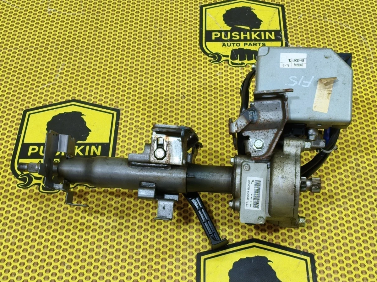 Рулевая колонка Nissan Juke 2011 488111KD0A F15 MR16DDT