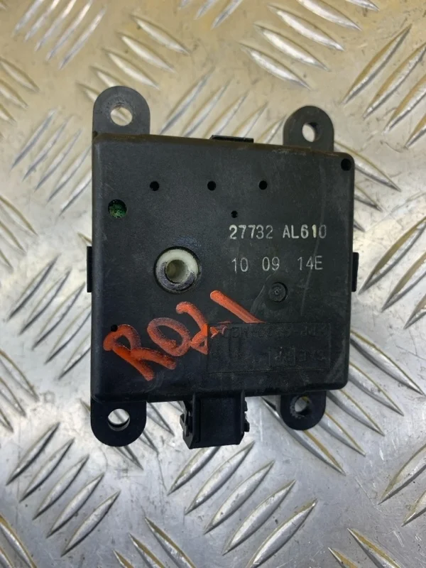Моторчик заслонки печки Infiniti Fx 30D ( 2002-2013) 2011 27732AL610 3.0 D V9X