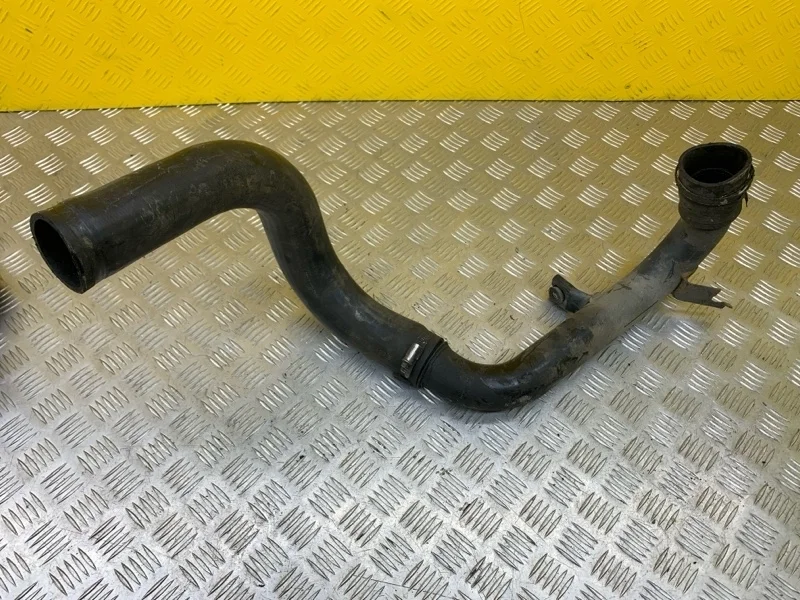 Патрубок интеркулера Nissan Pathfinder (R51M) 2004-2013 2007 14460EB32A ВНЕДОРОЖНИК 2.5 D YD25DDTI