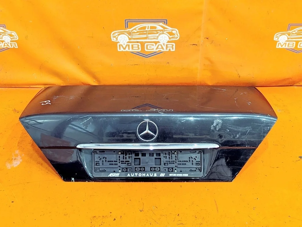 Крышка багажника Mercedes-Benz
