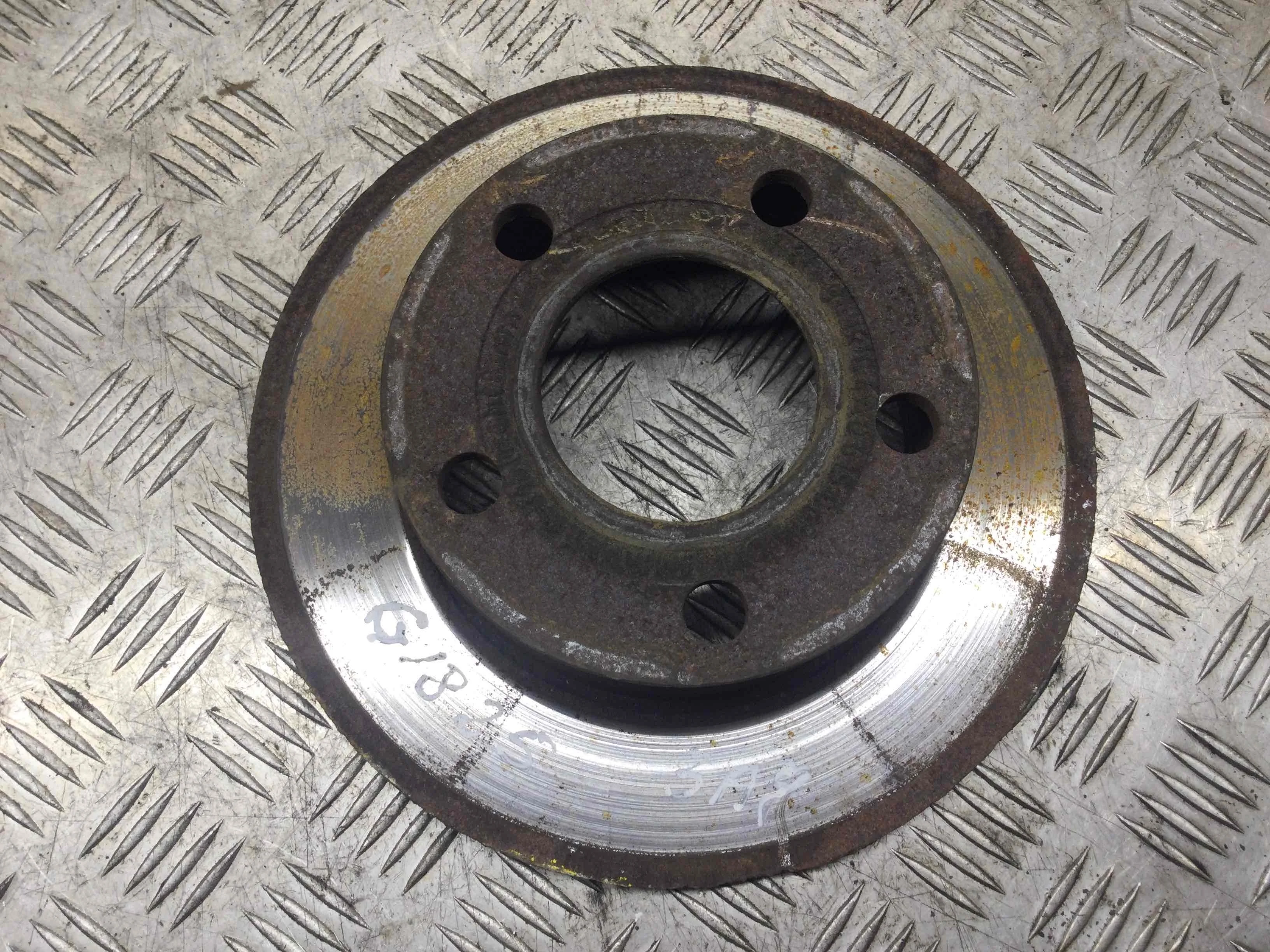 Диск тормозной задний Volkswagen Passat B5 (1996-2000) бензин 1.6 i Механика Седан