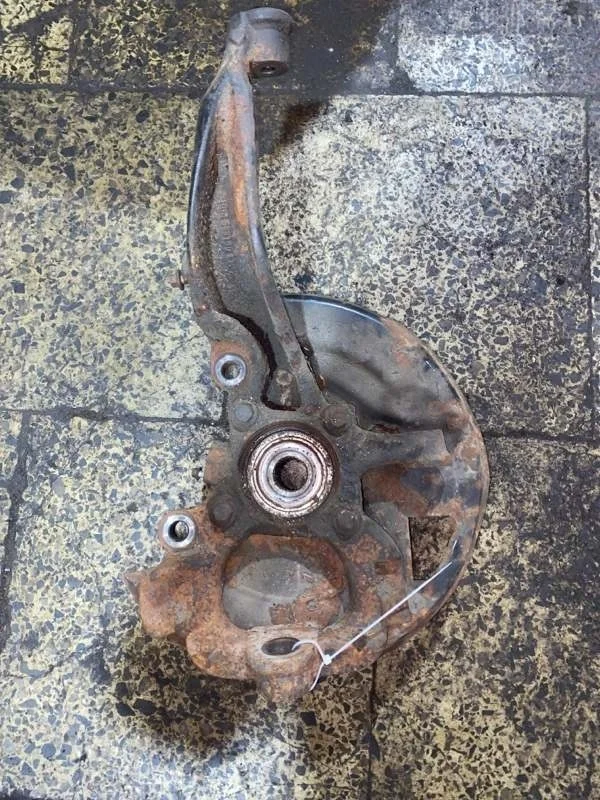 Кулак поворотный Land Rover Range Rover Sport Gcat 2006 RUB500130 L320 4.4 AJ V8