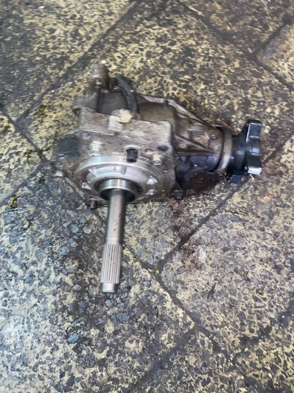 Раздаточная коробка Nissan X-Trail 33100JG200 T31 QR25DE 2.5