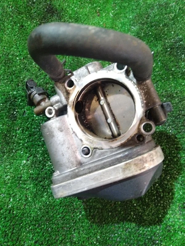 Дроссельная заслонка Chevrolet Cruze 55562380 F18D4 1.8