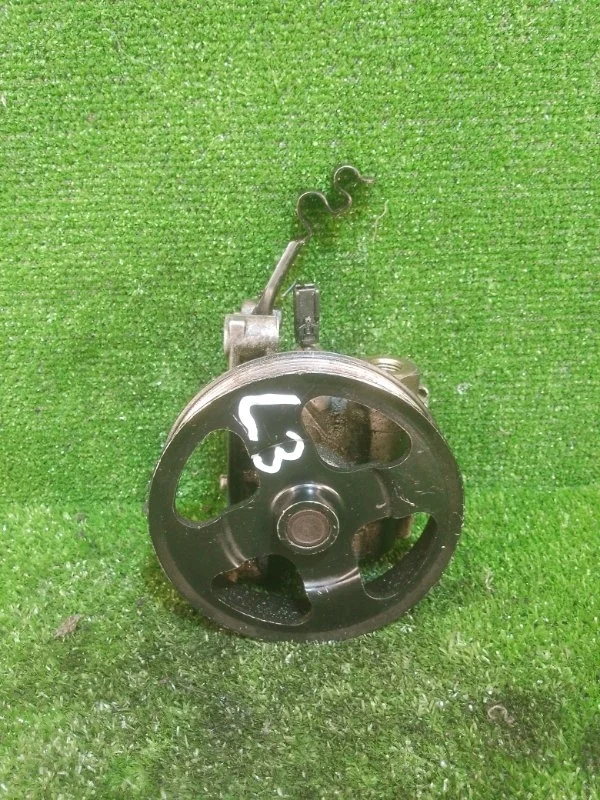 Насос гидроусилителя руля Mazda 3 2009 GL6E32650F L3-VDT