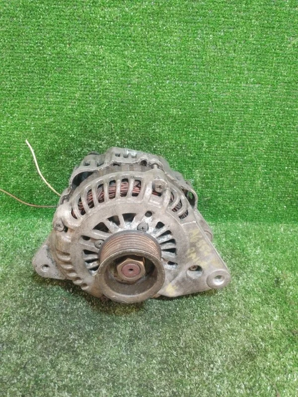 Генератор Mitsubishi Pajero 2 2004 MD370480 2 6G72