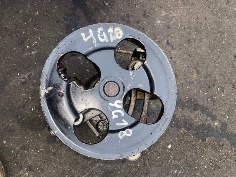 Насос гидроусилителя руля Mitsubishi Lancer MN184075 4G18