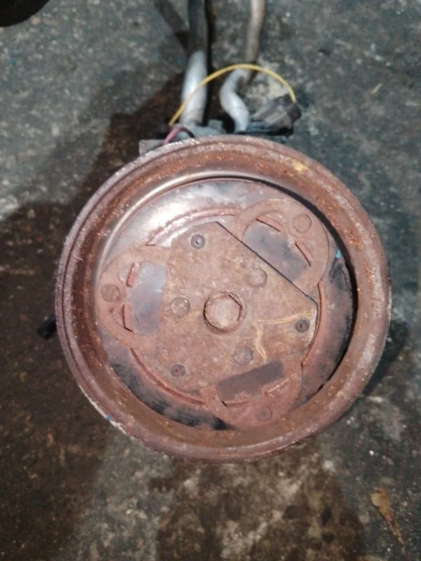 Компрессор кондиционера Nissan Note 92600AX84B E11 CR14DE 1.4