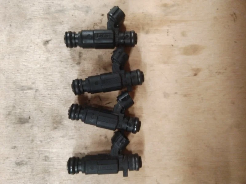 Форсунка топливная Hyundai Getz 3531022600 ED G4ED