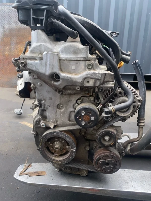 Двигатель Nissan Qashqai HR16DE J10 HR16DE