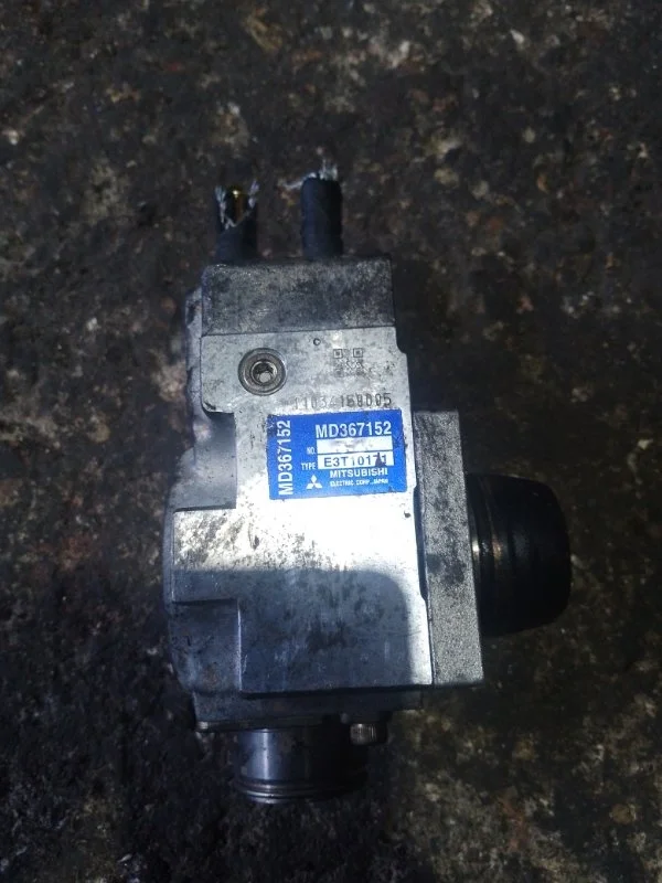 Топливный насос высокого давления Mitsubishi Pajero 2 MD367152 2 6G74 GDI