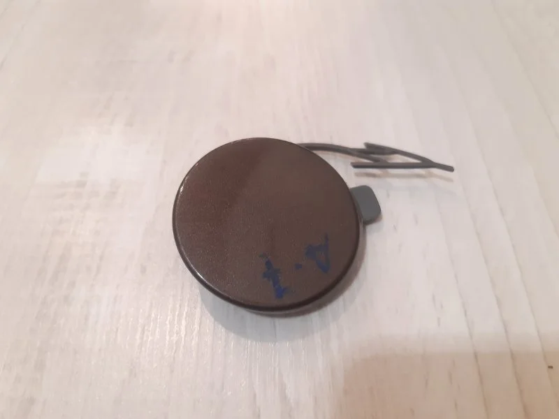 Заглушка буксировочного крюка Skoda Octavia A7