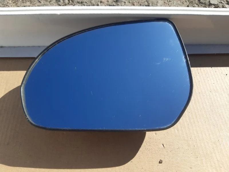 Зеркальный элемент Kia Rio 3