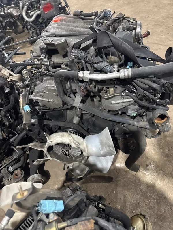 Двигатель Nissan Pathfinder VQ35DE R50 3.5 VQ35DE